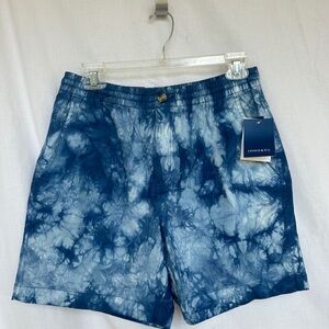 Crown & Ivy Blue and White Flat Front Shorts